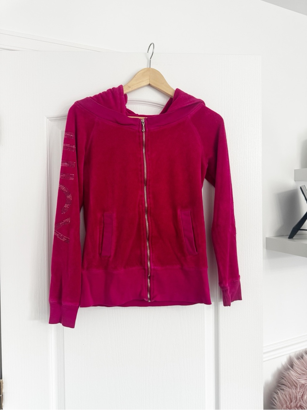 JUICY COUTURE |  Terrycloth zip up with Logo Patch